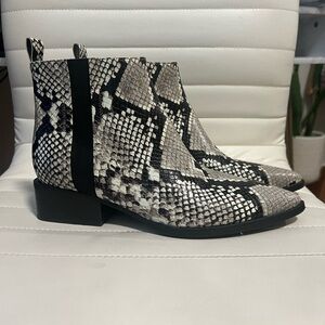 Marc Fisher pointed boots